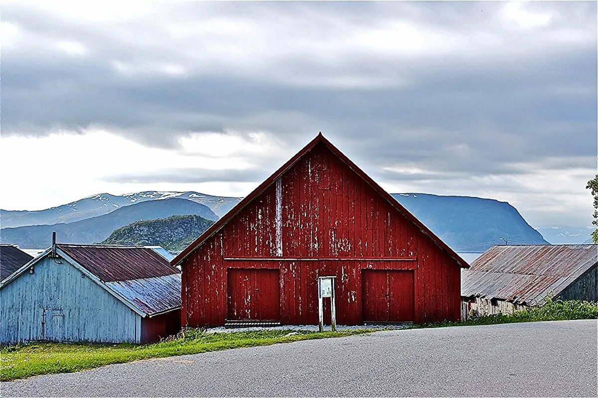 Ålesund Architecture Budget Tips: Explore Affordably