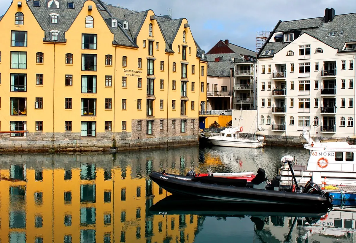 Ålesund Architecture Photography Tips for Stunning Shots