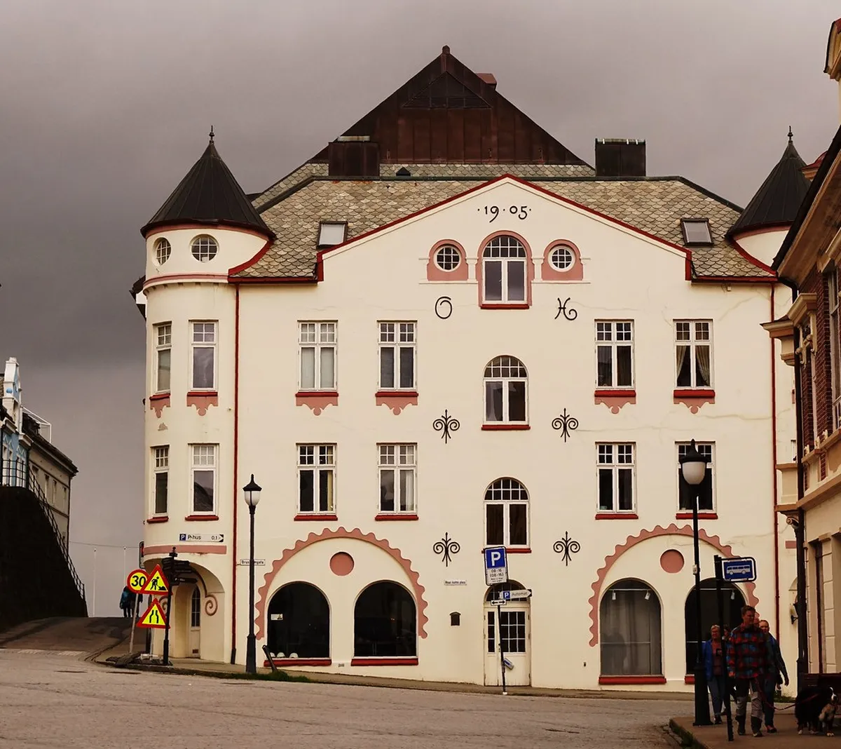 Ålesund Art Nouveau Restoration: Norway's Architectural Gem