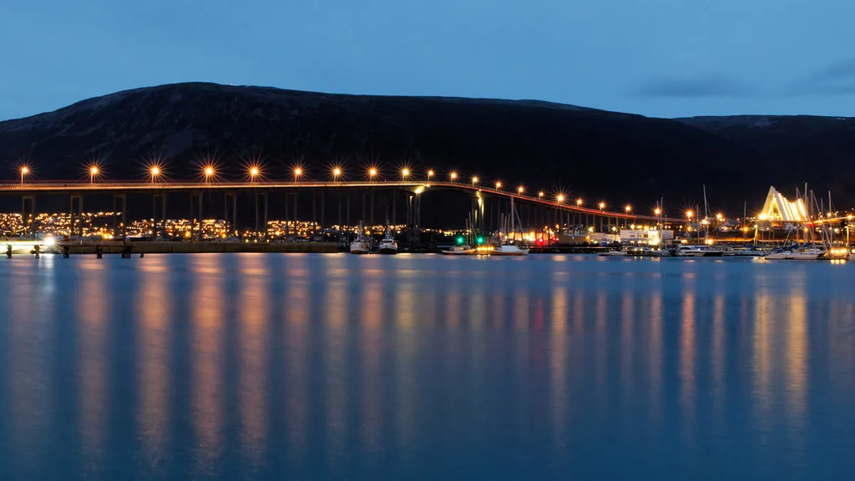 Arctic Cathedral Tromsø Hours 2025: Plan Your Visit