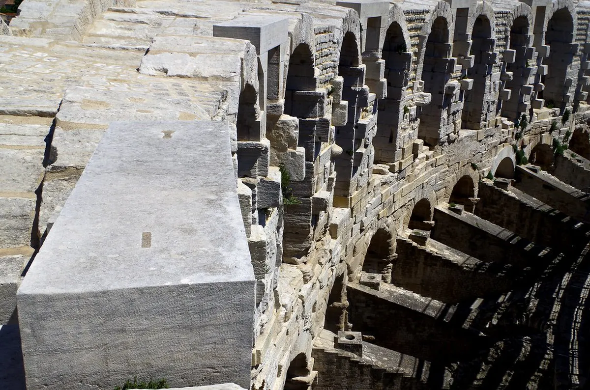 Arles Amphitheatre Visiting Guide: Tickets and Tips – itinerary guide