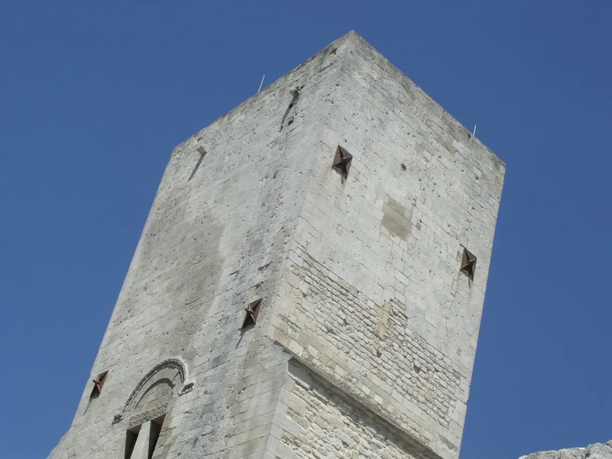 Arles Walking Tour Ideas: Explore Provence on Foot in 2025