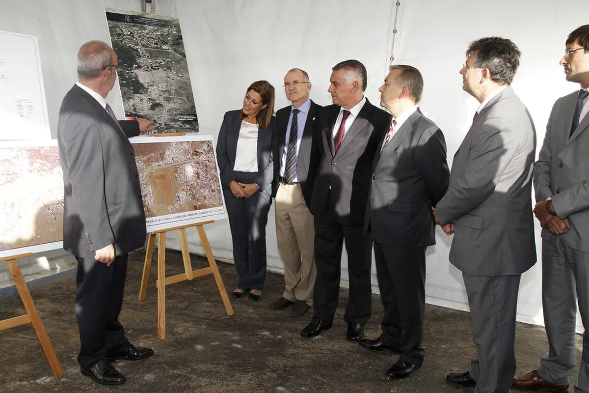 Arrecife Public Transport Guide: Navigate Lanzarote in 2025