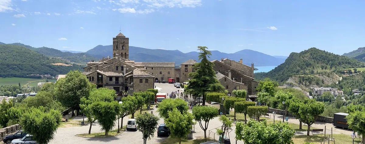 Aínsa Castle Visiting Tips: Explore a Medieval Gem in 2025