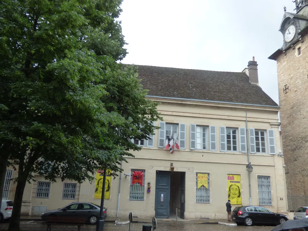 Beaune Budget Travel Tips: Save Money in Burgundy 2025