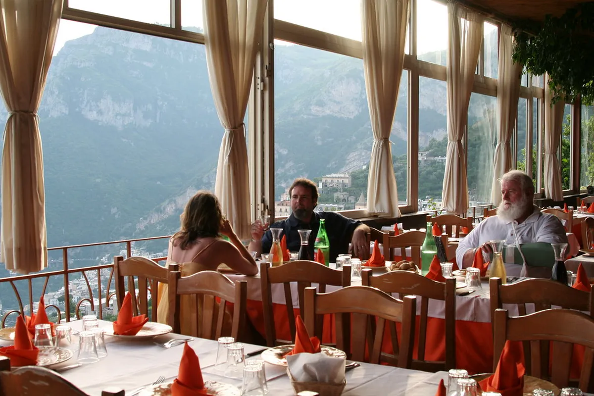 Best Positano Restaurants Guide 2025: Top Places to Eat – itinerary guide