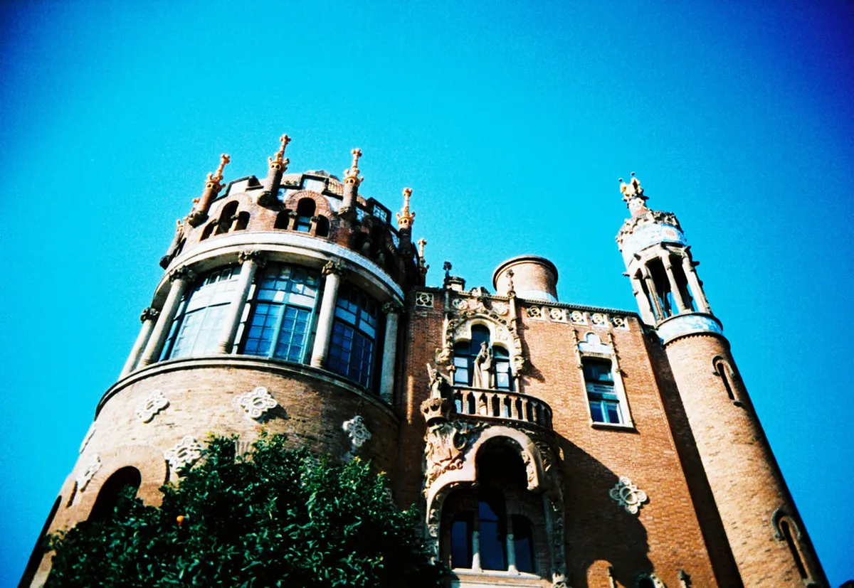 Best Time to Visit Sitges in 2025: Your Guide