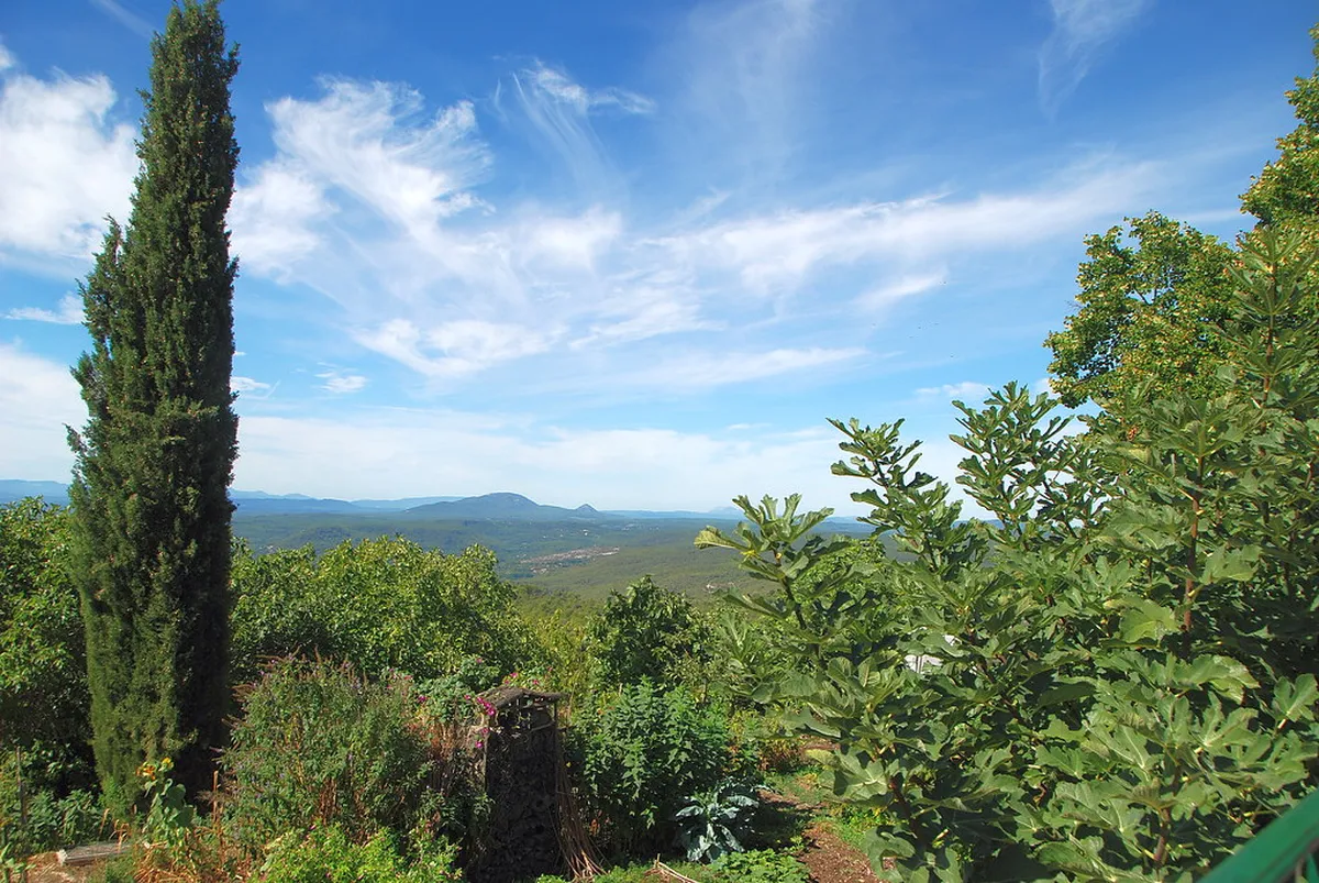Best Time to Visit Skiathos 2025: Your Ultimate Guide