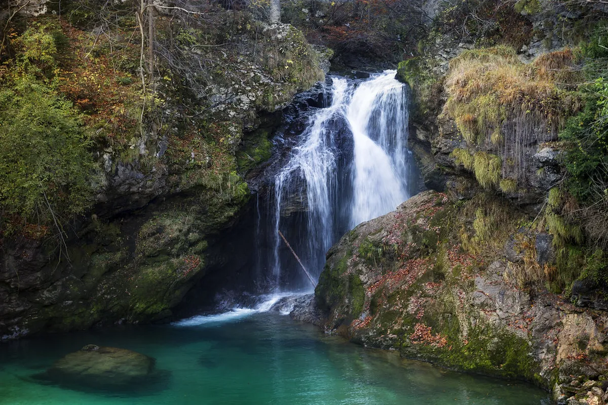 Bovec Canyoning Booking Guide: Your 2025 Adventure