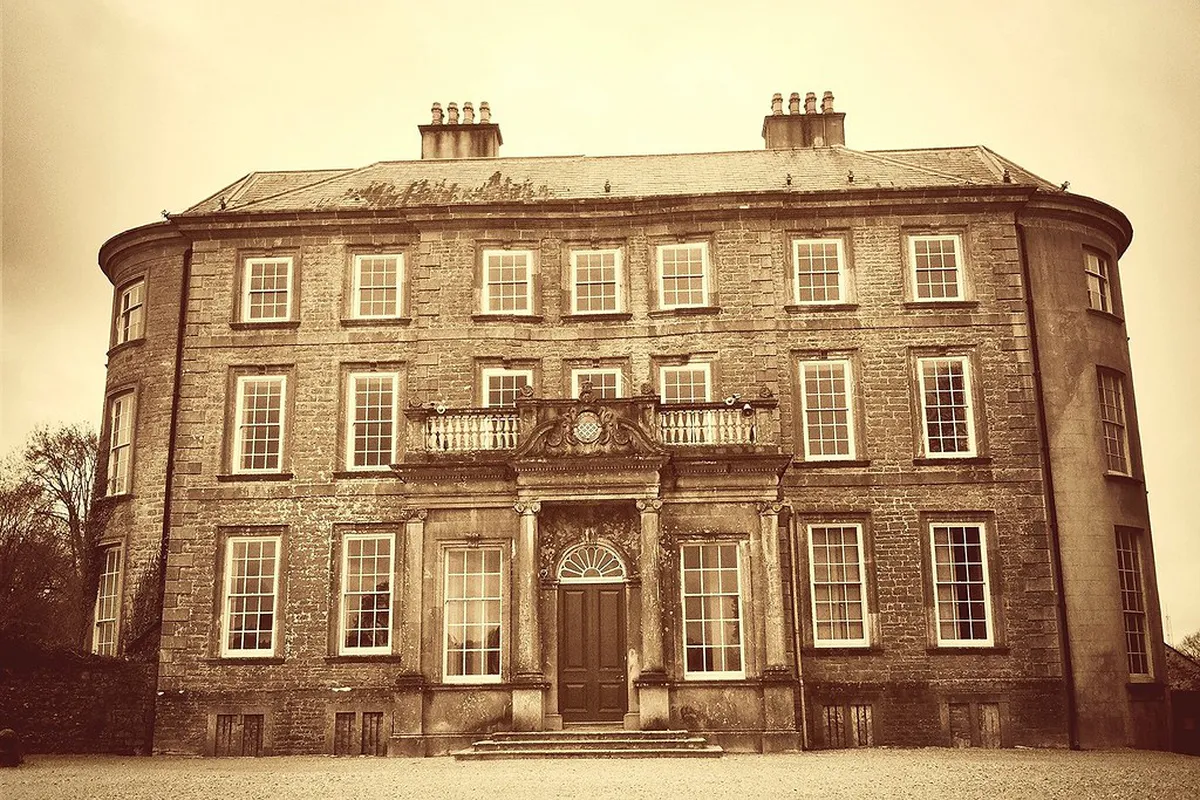 Challenges Renovating Old Trondheim Structures