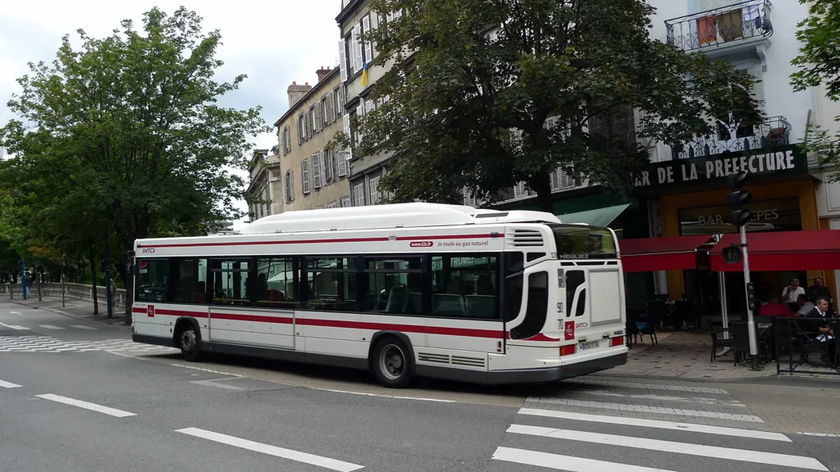 Clermont-Ferrand Transport Guide 2025: Getting Around Easily