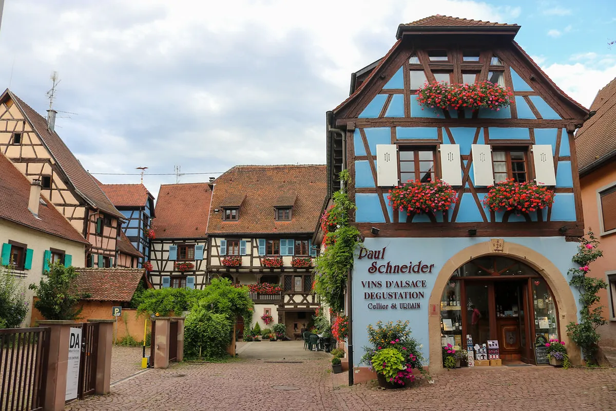 Eguisheim old town circular