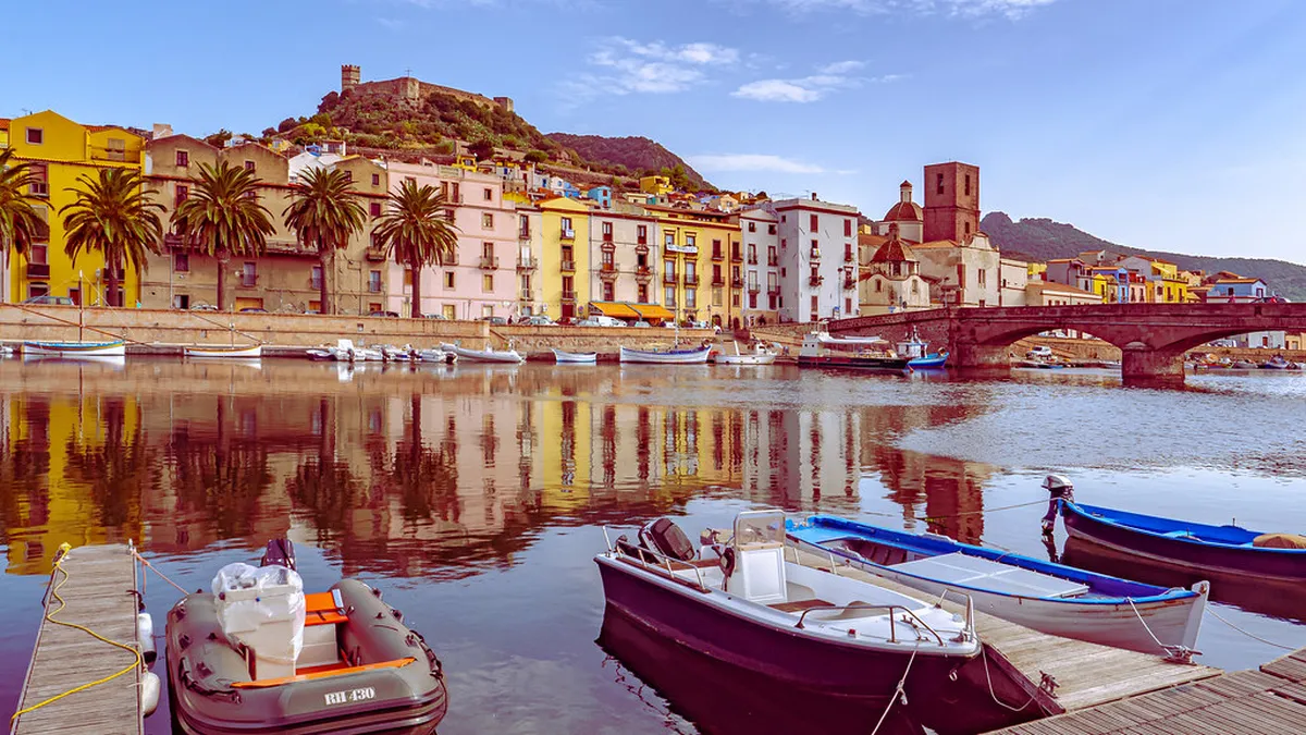 Explore Bosa Old Town: Your 2025 Sardinia Travel Guide