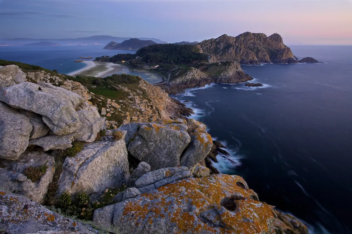 Top Faro Day Trips: Explore the Algarve's Best in 2025