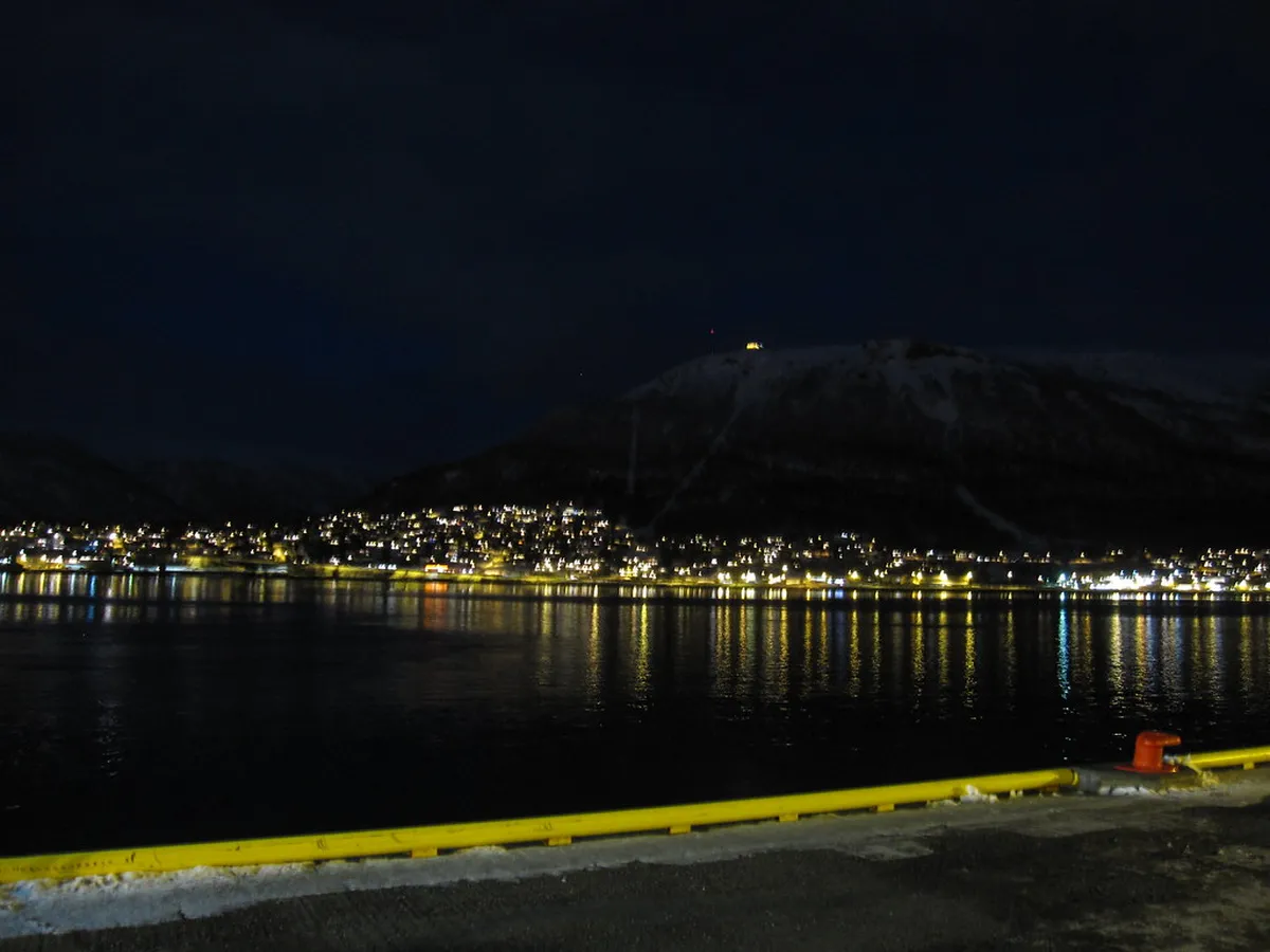 Fjellheisen Cable Car Station Architecture: A Tromsø Design Guide