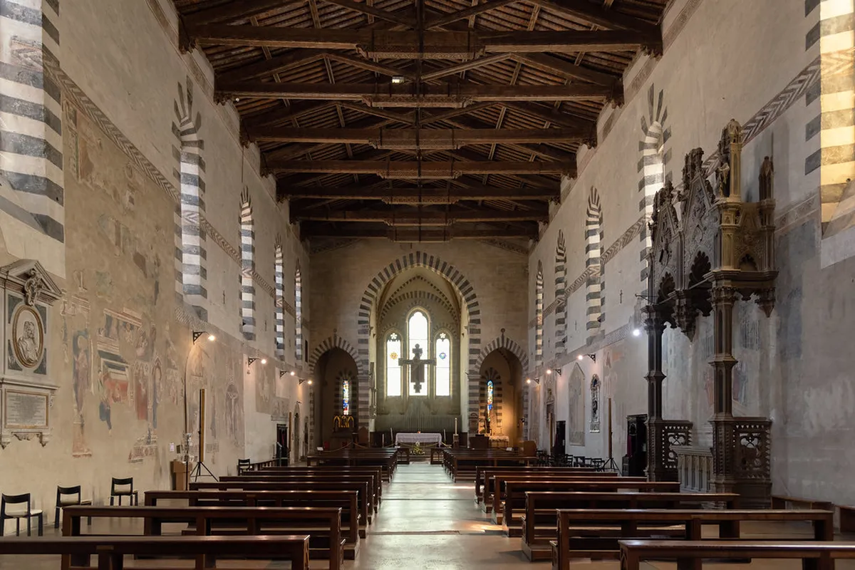 Getting Around Arezzo Transport: Your Essential 2025 Guide