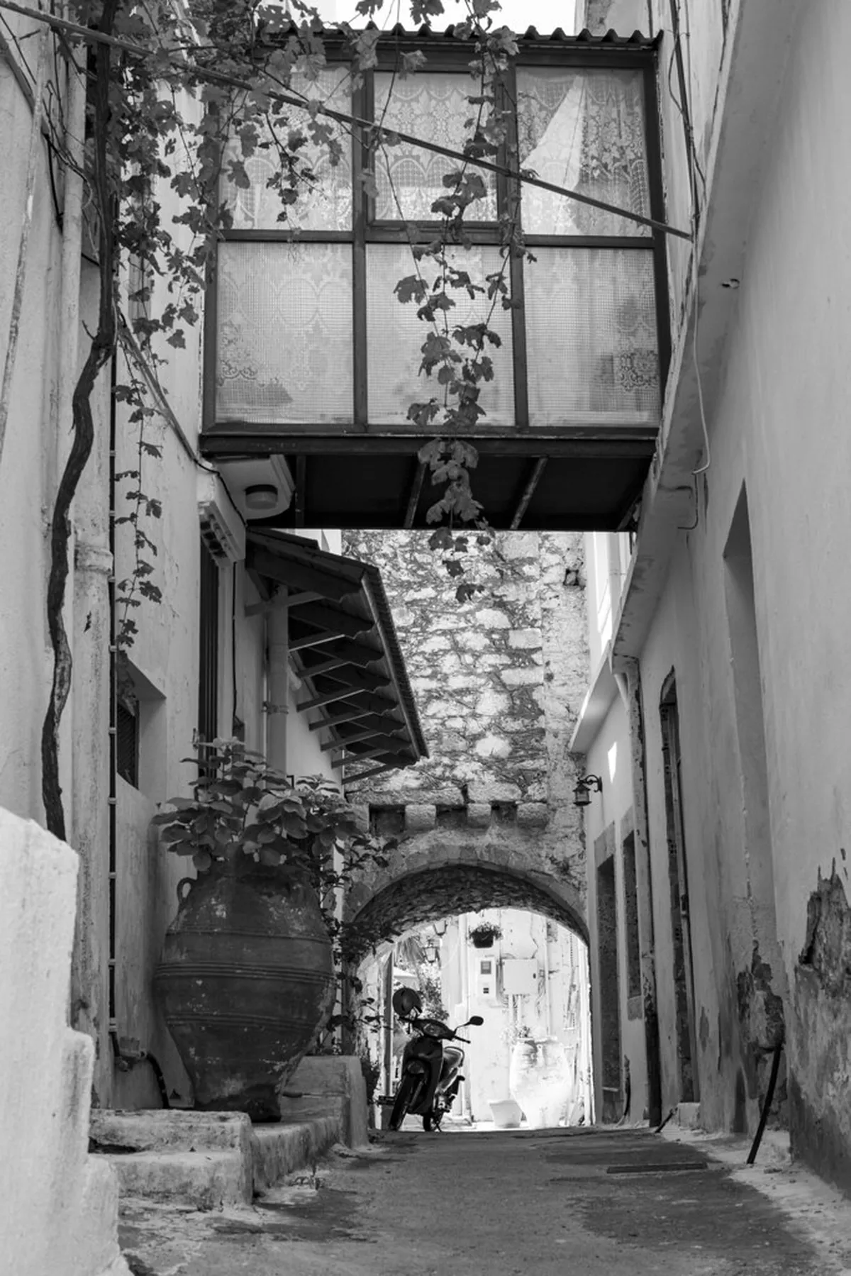 Getting Around Ierapetra: Your 2025 Transport Guide