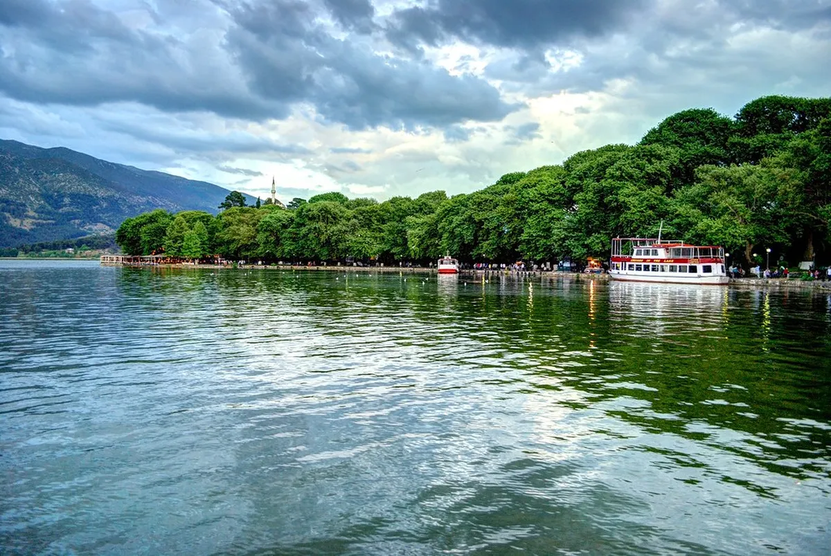 Getting Around Ioannina: Your 2025 Transport Guide