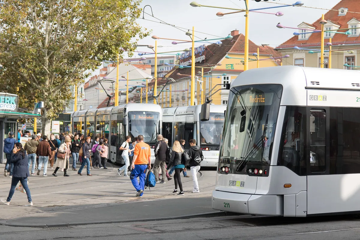 Graz Public Transport Guide: Explore the City Smartly