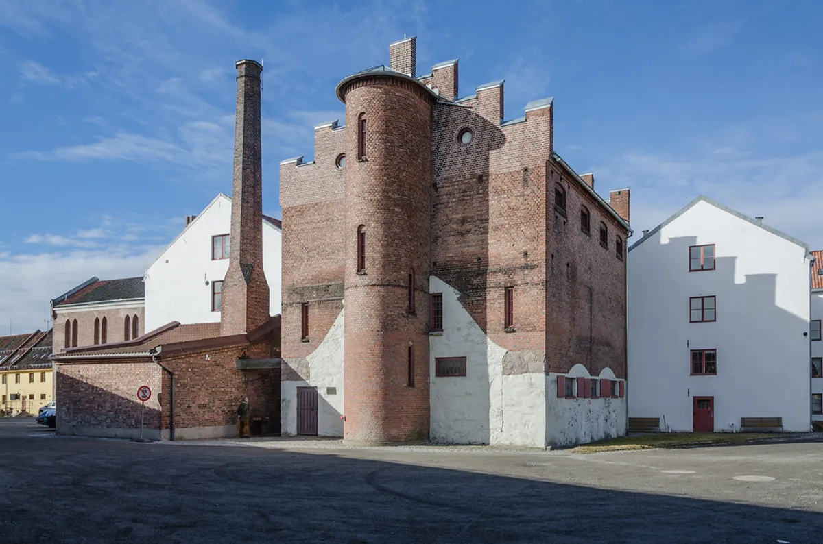Explore Historical Oslo Buildings: A Journey Through Time