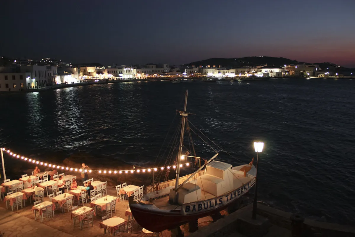 Your Ultimate Hora Mykonos Travel Tips for 2025