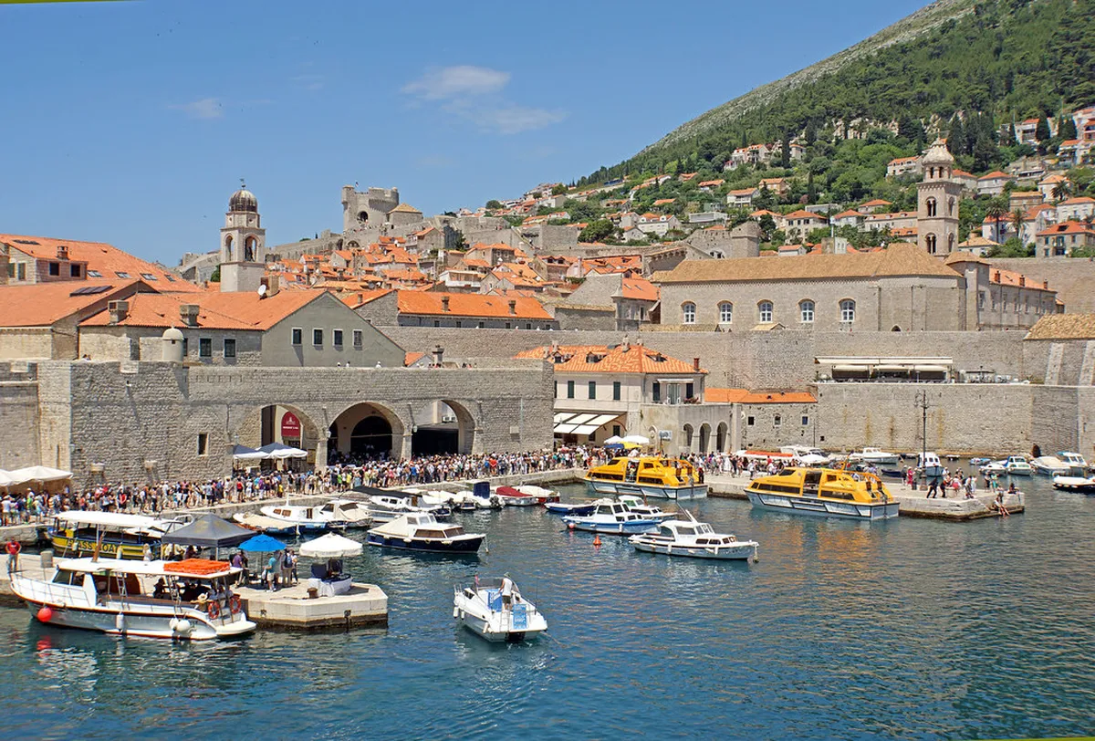 How to Get Around Dubrovnik: Your 2025 Transport Guide