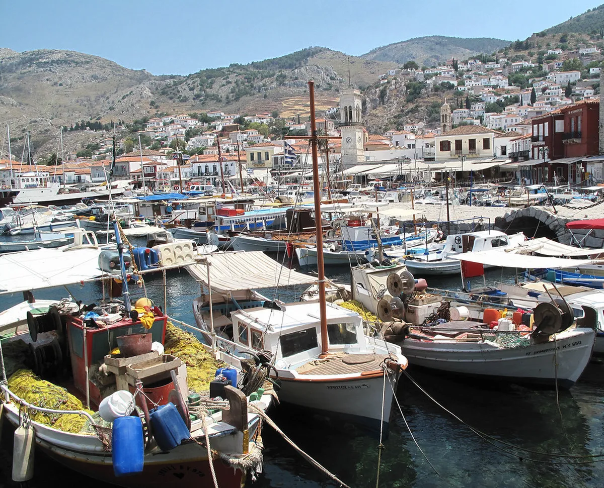 Hydra Town Boat Trips: Explore Greece's Stunning Coast