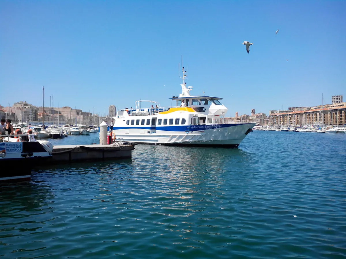 Marseille Ferry Boat Crossing Guide – itinerary guide