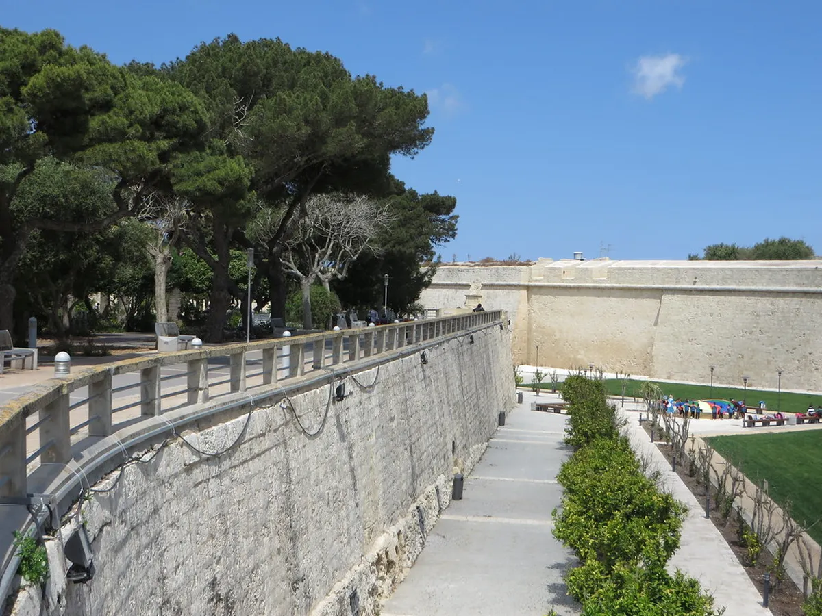 Your Mdina Walking Tour Guide: Explore Malta's Silent City