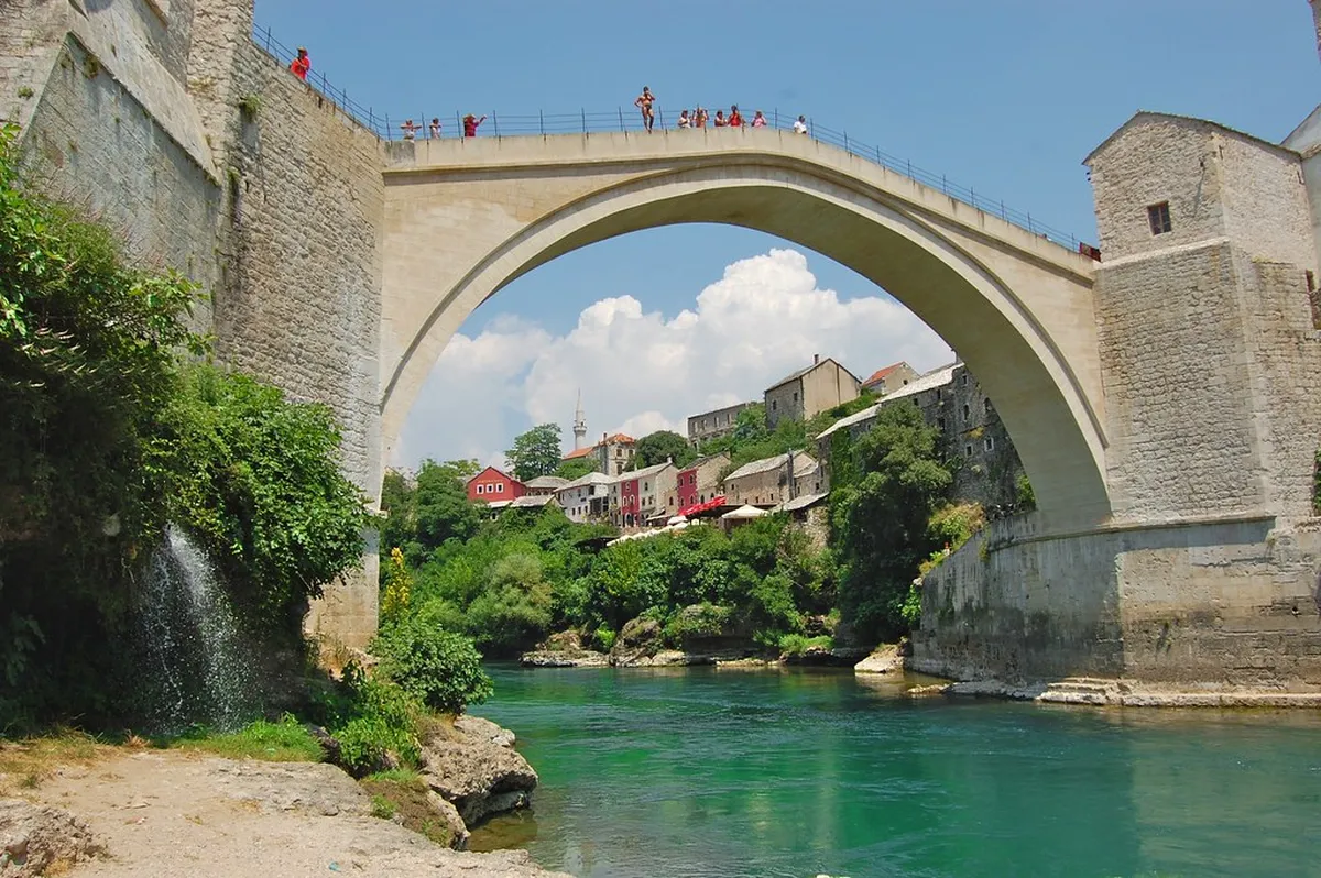 Mostar Local Transport Guide: Navigate the City in 2025