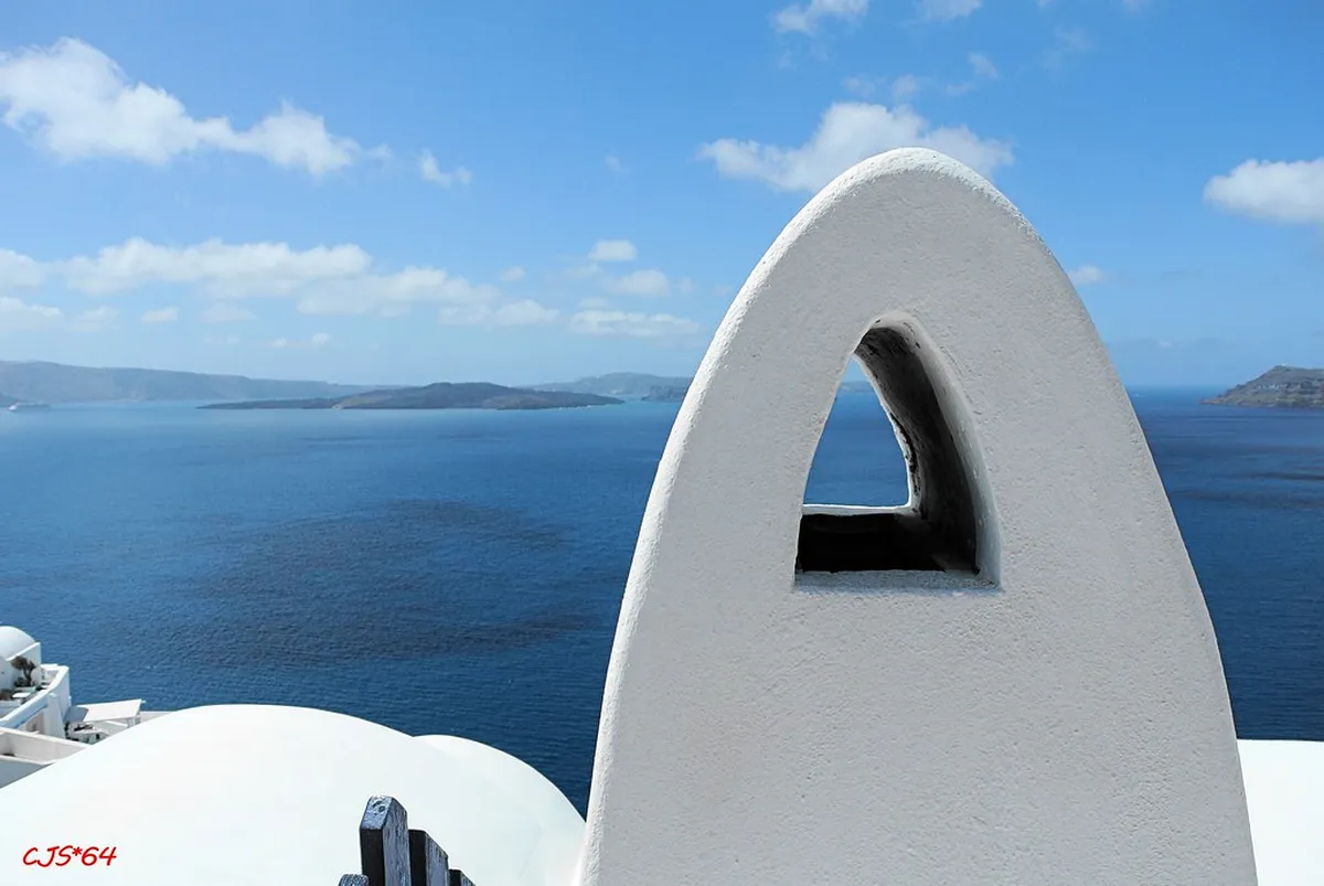 Oia Must-See Attractions: Your 2025 Santorini Guide