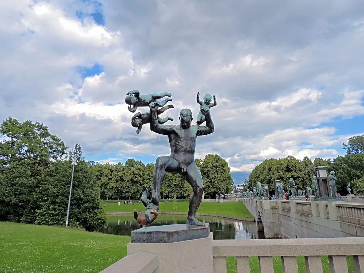 Best Oslo Architectural Walking Tours in 2025