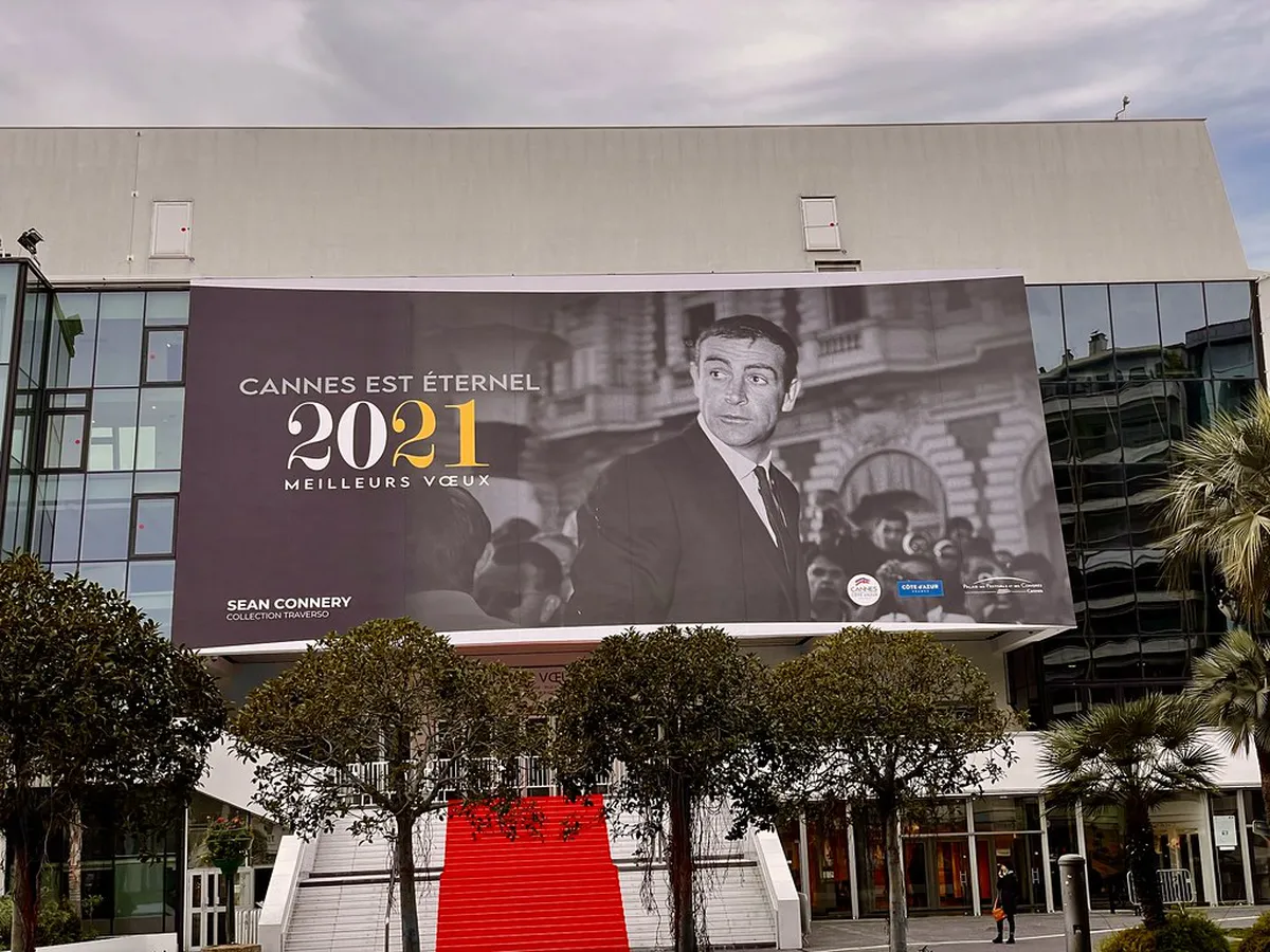 10 Best Palais des Festivals Photo Spots in Cannes