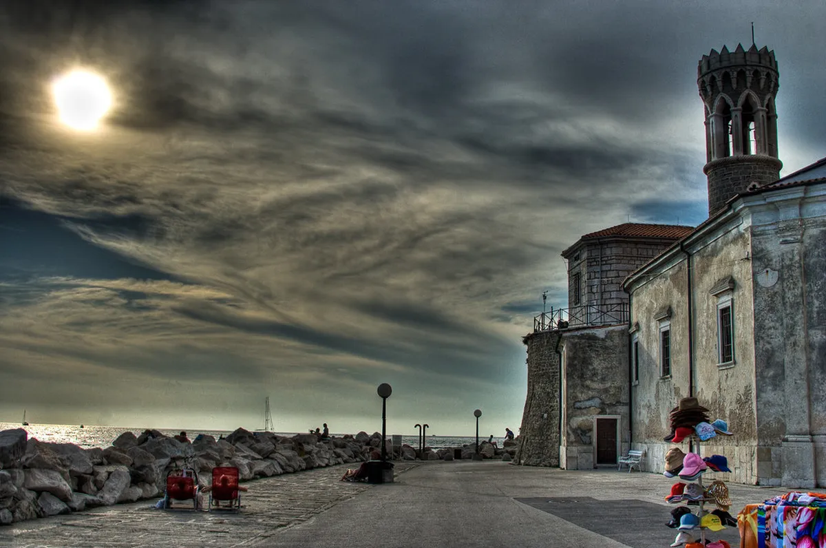 Piran Walking Tour Guide: Explore Slovenia's Coastal Gem
