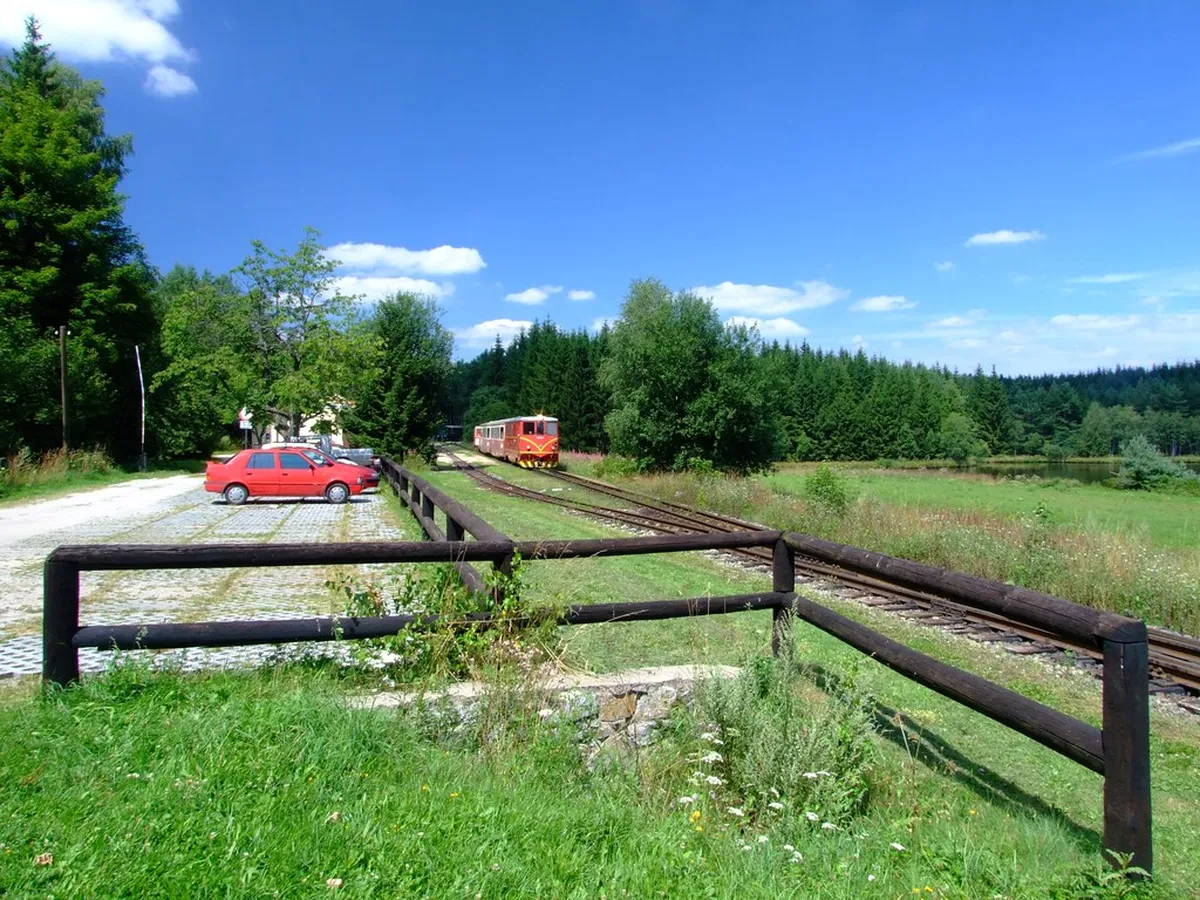 Poprad Local Customs: Your Essential Etiquette Guide for 2025