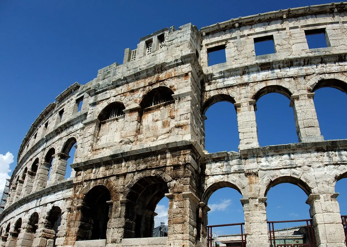 Pula Amphitheatre Tickets Info & Visitor Guide 2025