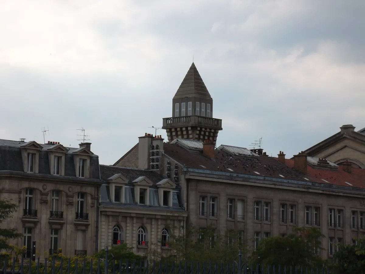Reims Nightlife: Best Bars & Pubs for 2025