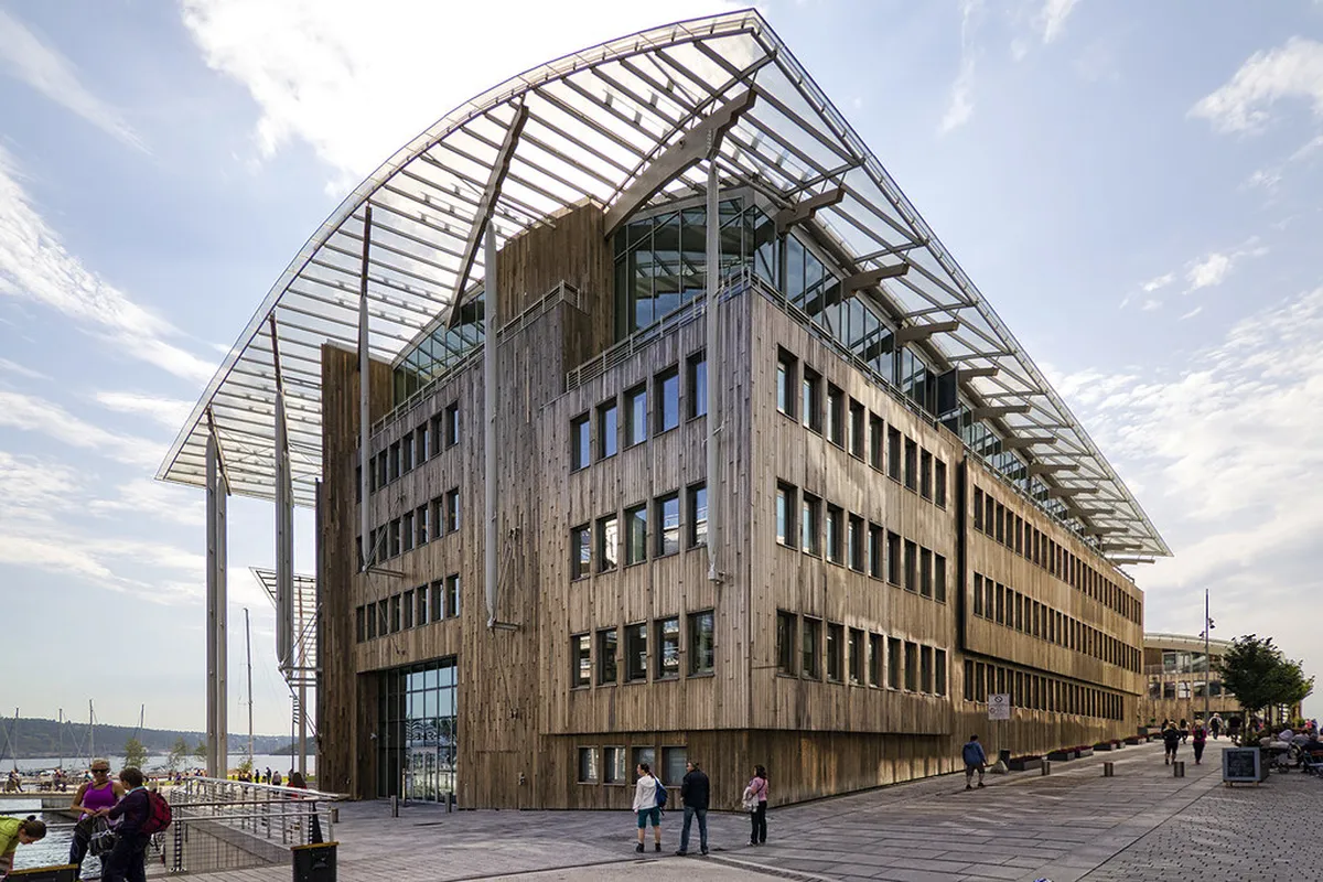 Renzo Piano Oslo Building: Astrup Fearnley Museum Guide