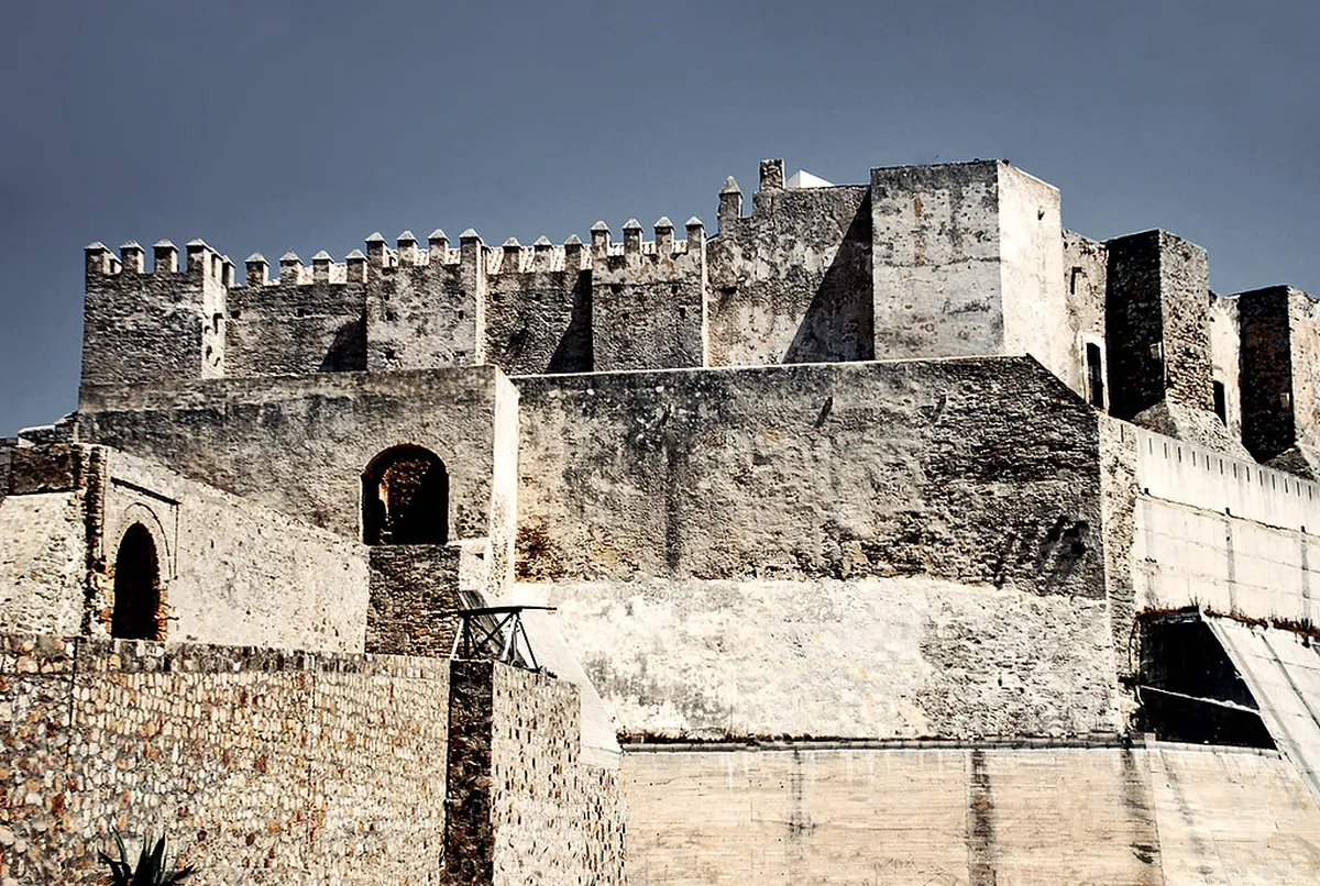 Tarifa Local Eats Guide 2025: Savoring Andalusian Flavors