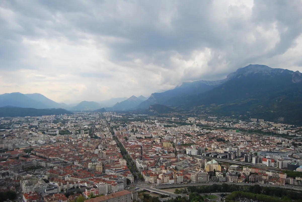 8 Essential Road Trip Routes and Guides from Grenoble – itinerary guide