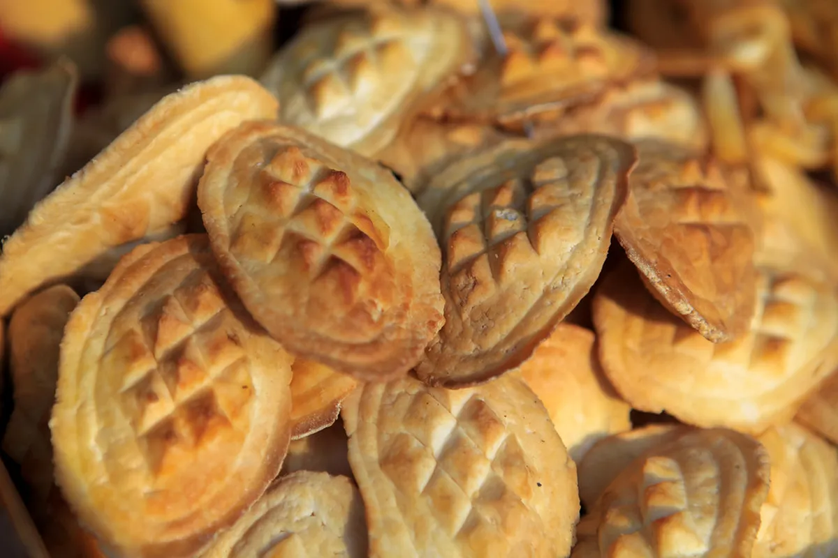 Top Zakopane Local Foods: A Culinary Guide for 2025