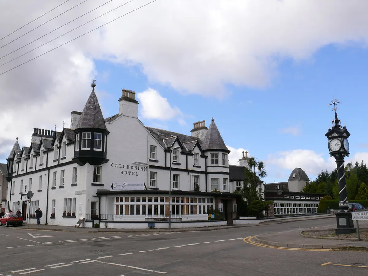 Ullapool Travel Tips: A First-Timer's Guide for 2025