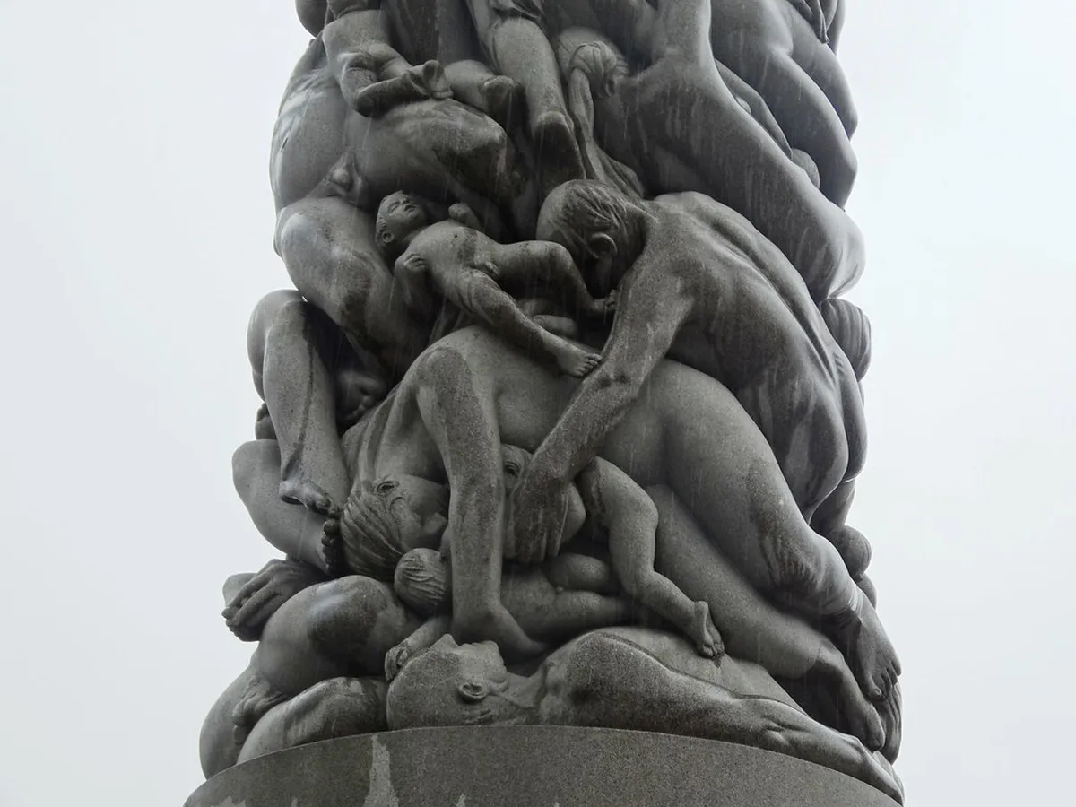 Vigeland Park Sculpture: Oslo's Unique Open-Air Museum