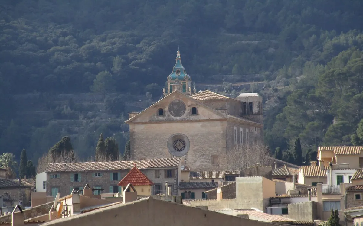Where to Stay in Valldemossa: First-Time Visitor's Guide 2025