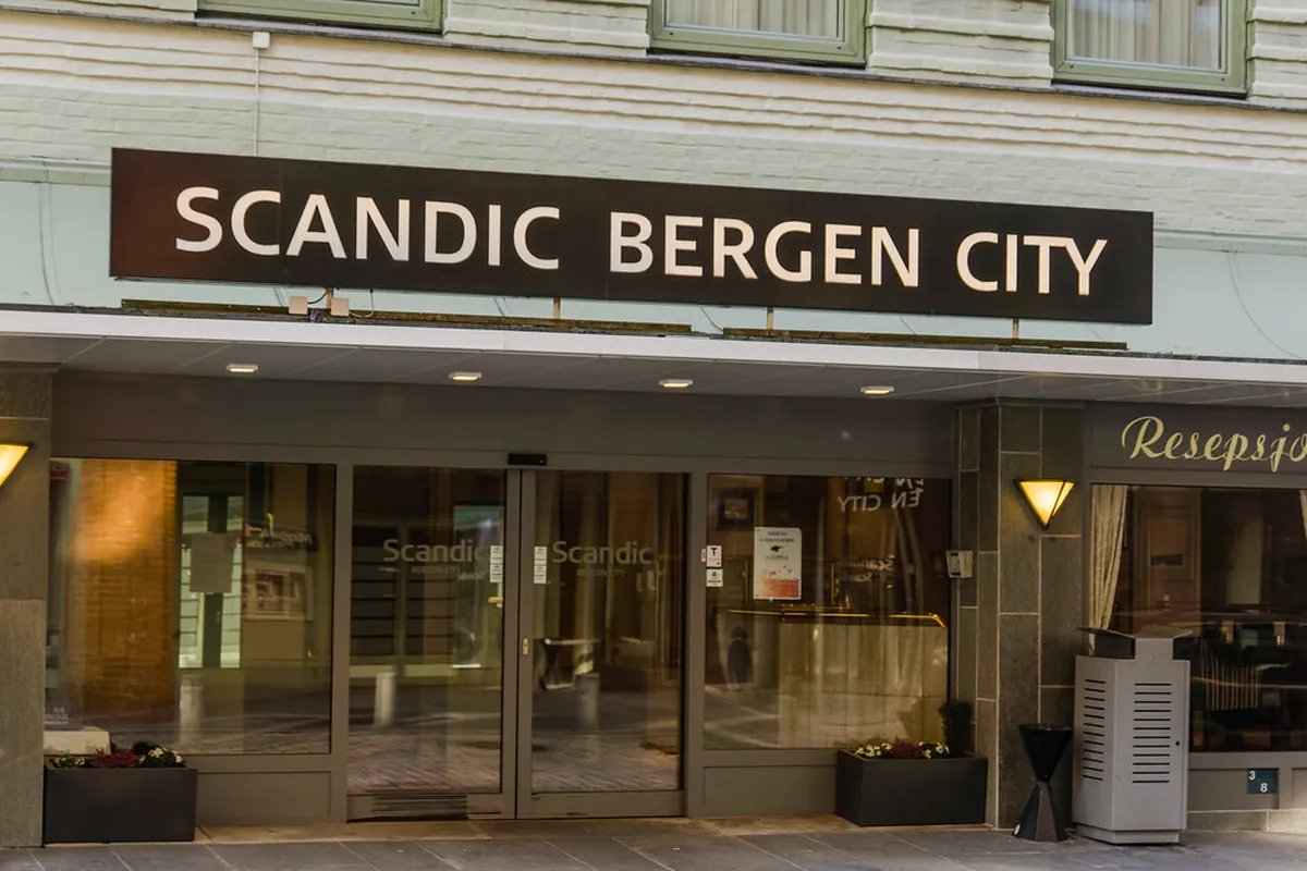 Where to Stay Ålesund Architecture 2025: Top Hotels