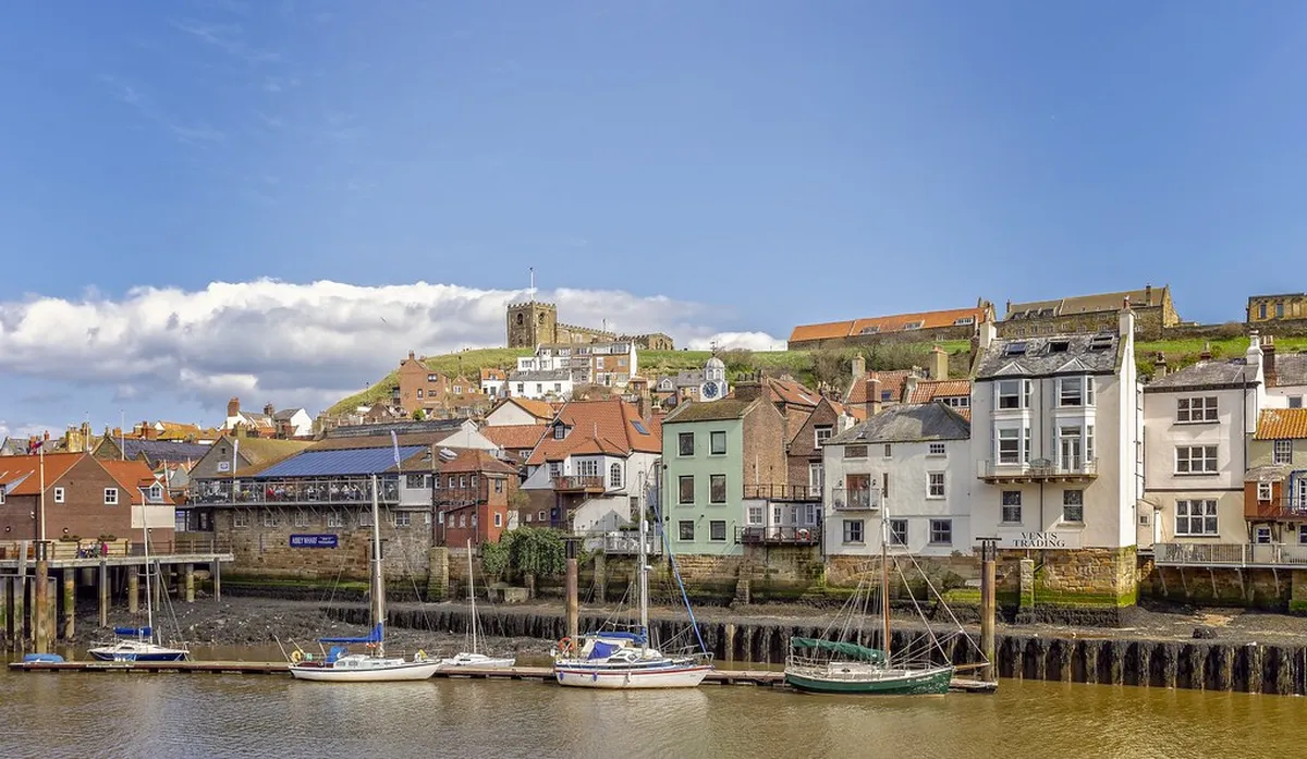 Best Whitby Day Trips: Explore Yorkshire's Coast & Moors