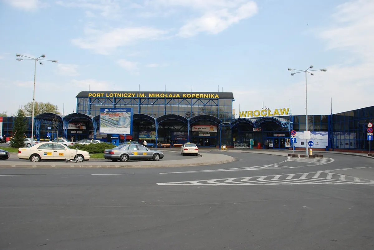 Wrocław Airport Transport Options 2025: Your Guide