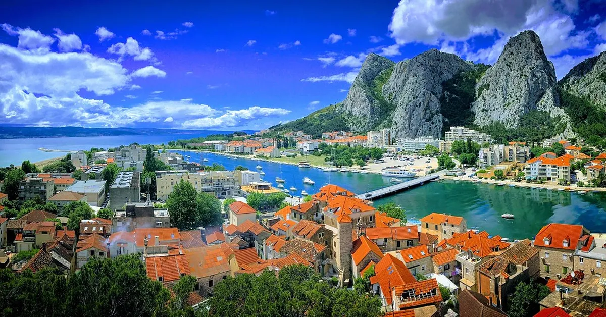 Your Ultimate Šibenik Old Town Guide for 2025
